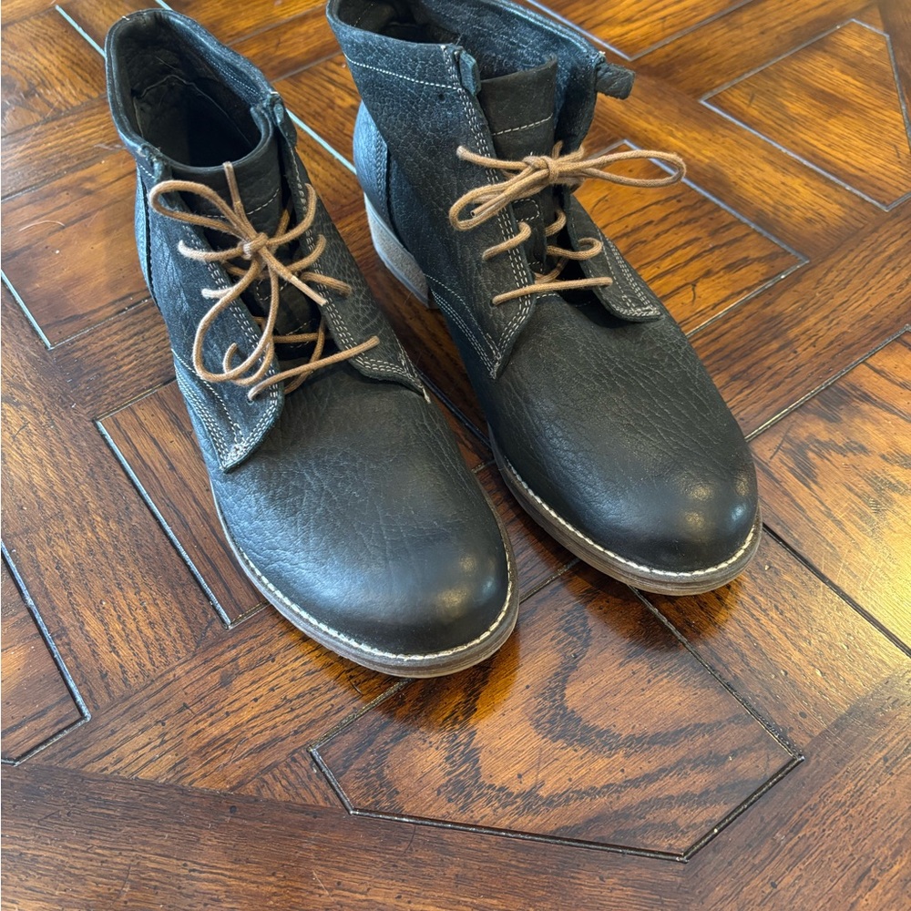 Black Leather Boots